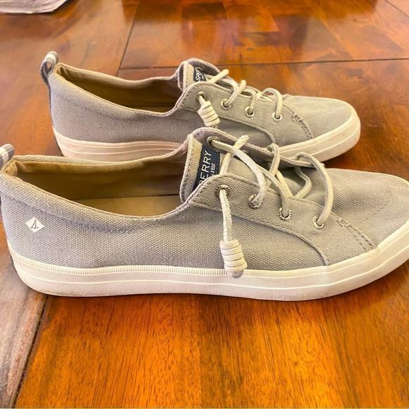 Women’s Sperry Slip Ons Size 9.5 - Picture 1 of 8